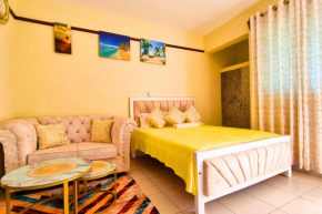 Studio Apartment by Beyond Vacay in FigTree Apartments Unit 404